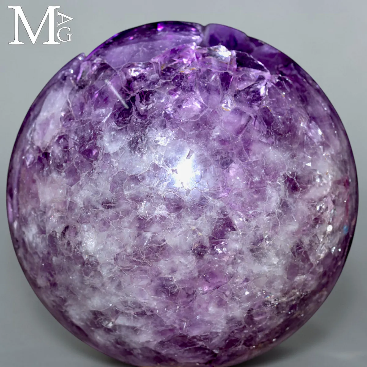 Sfera di Cristalli di Ametista – Meraviglia Naturale.