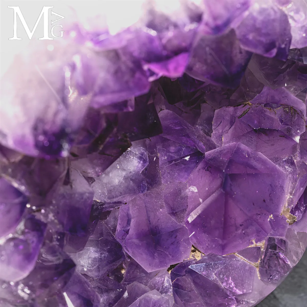Sfera in Ametista da Geode – Struttura Cristallina.