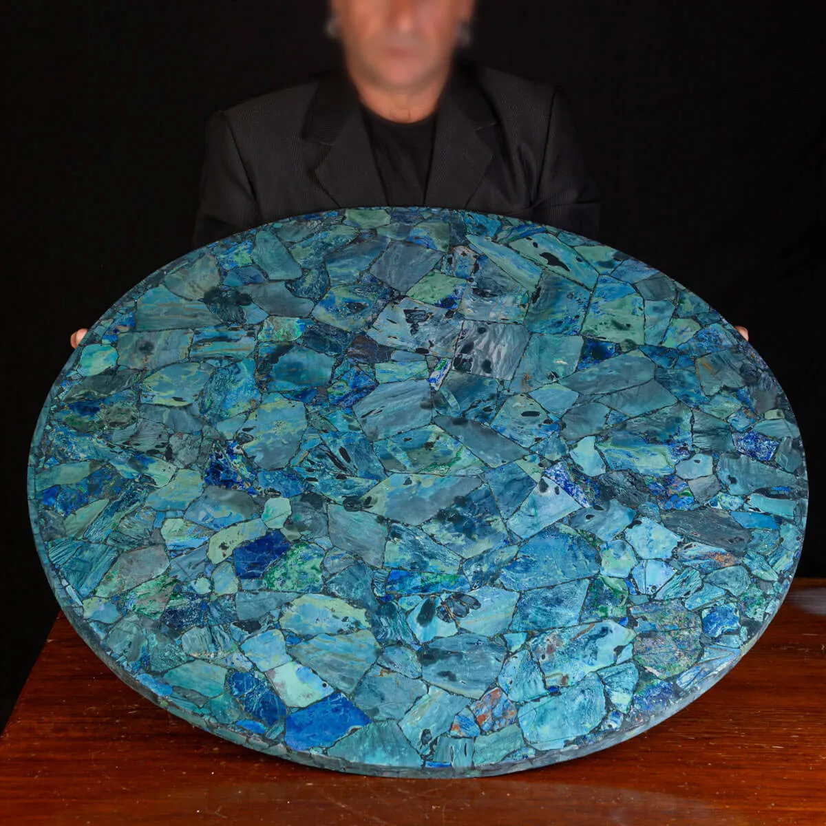 Eleganza Circolare: Top per Tavolo in Azurite a Mosaico
