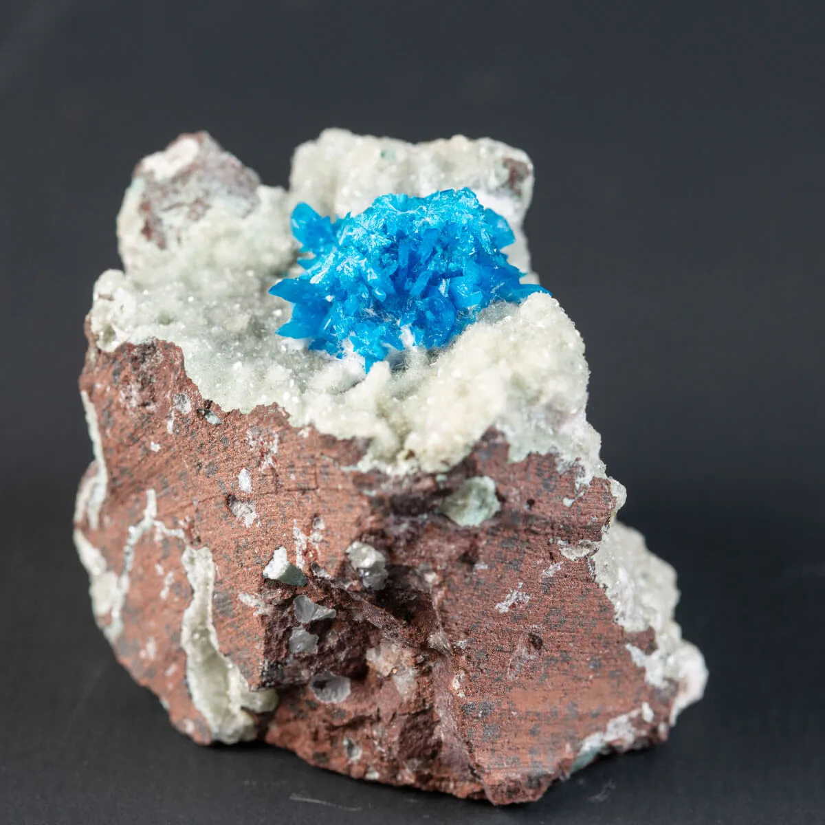 Cavansite su Heulandite