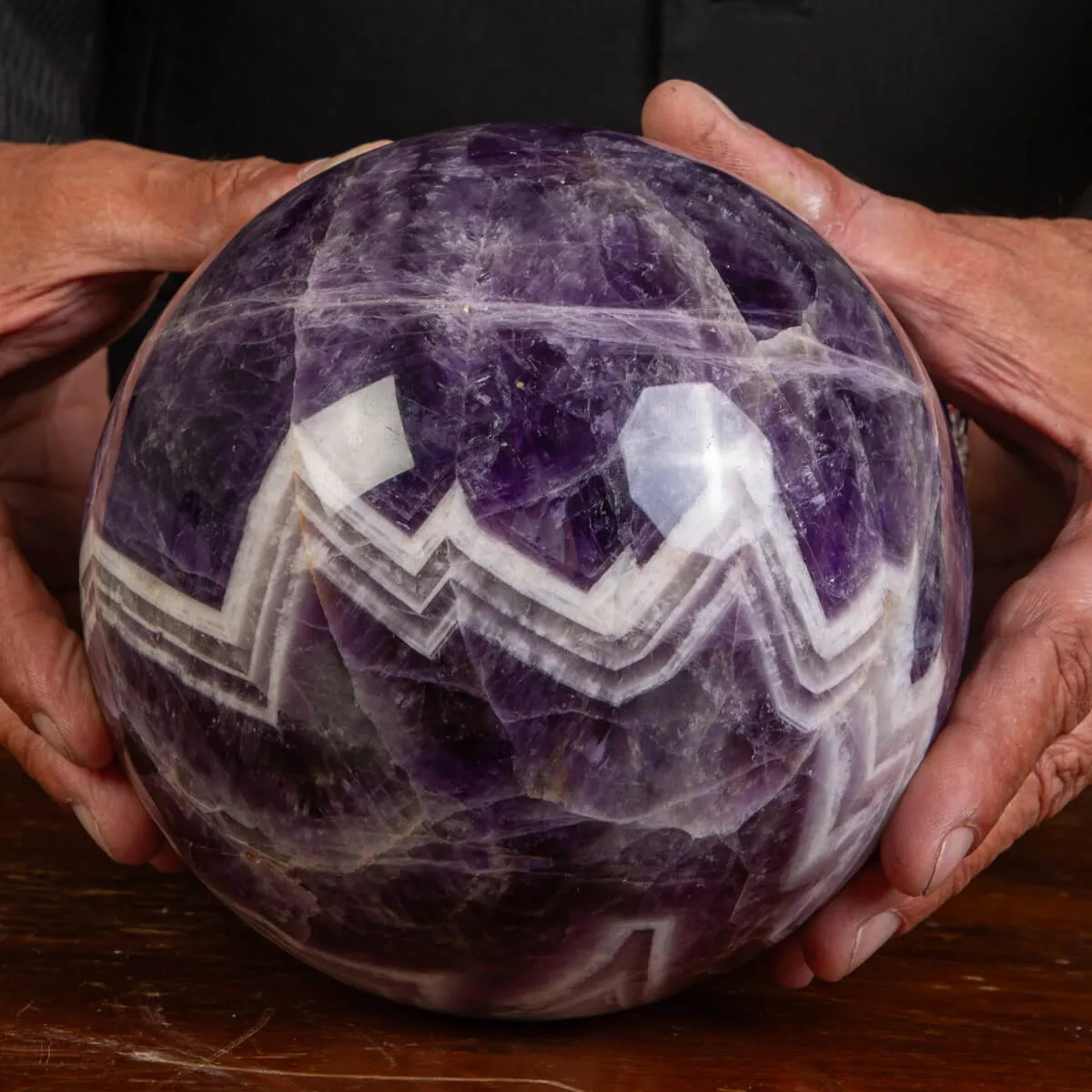 Sfera di Ametista Chevron