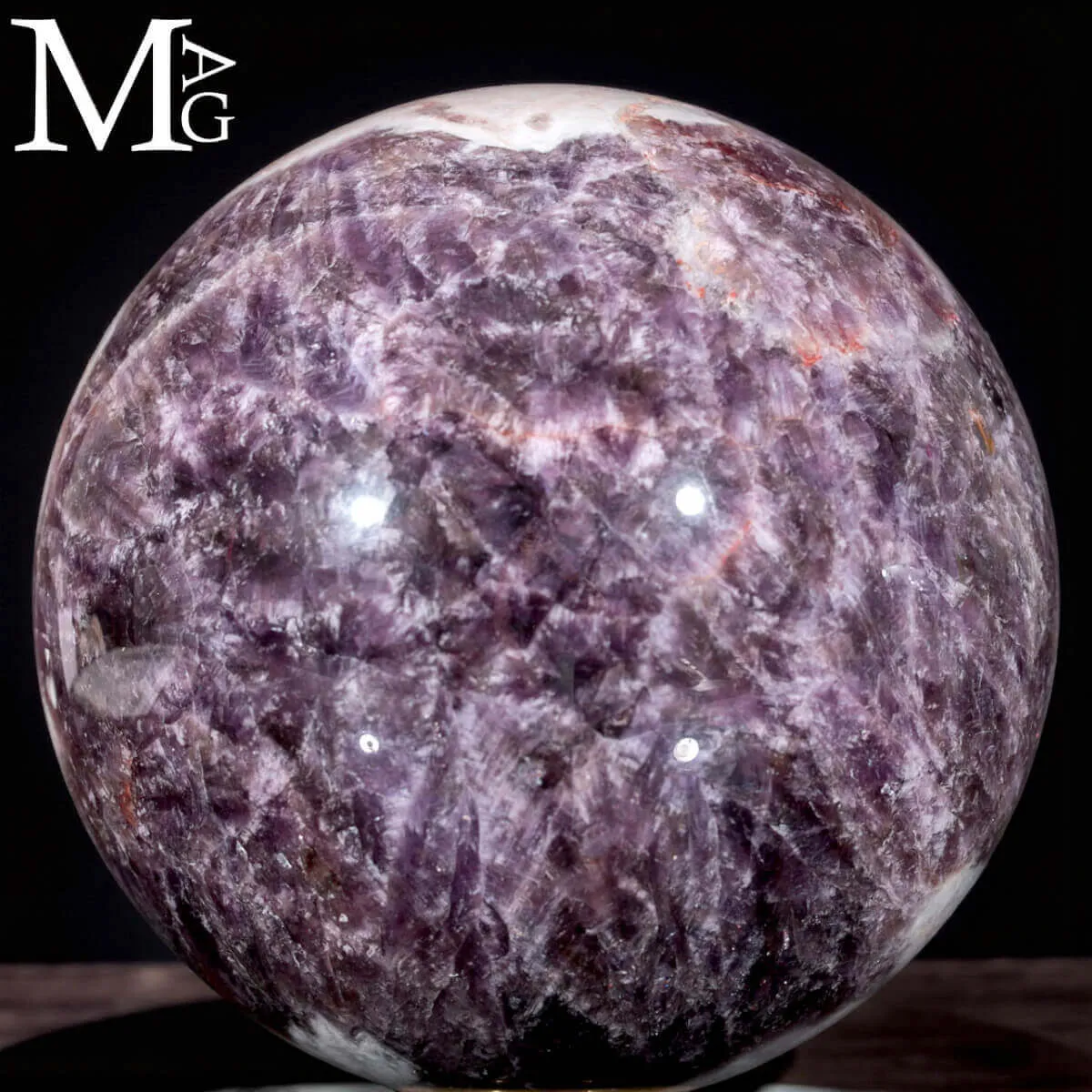 Sfera in Ametista Chevron – Origine, Tempo e Geologia