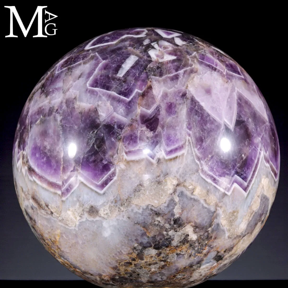 Grande Sfera - Ametista Chevron della Tanzania.