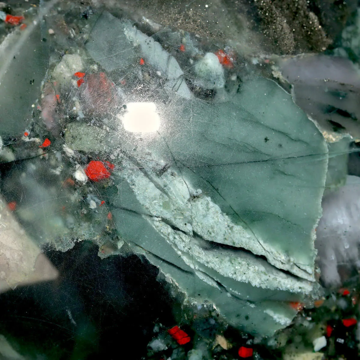 Sfera di Diaspro Sangue di Drago – Energia della Terra.