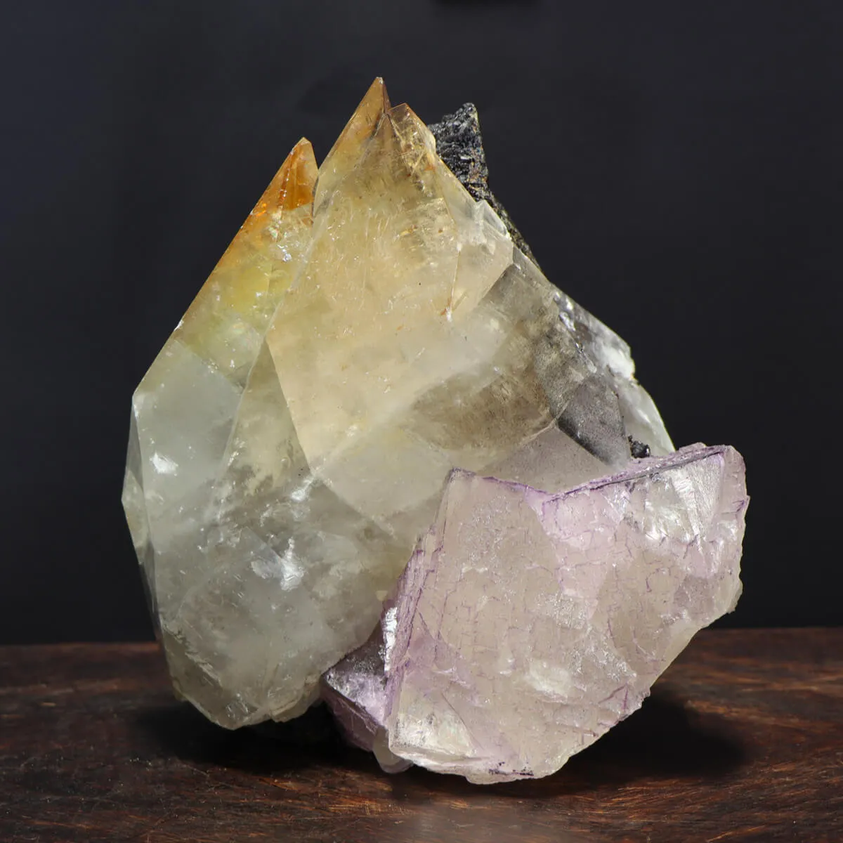 Calcite con Associazione di Fluorite Cubica e Sfalerite