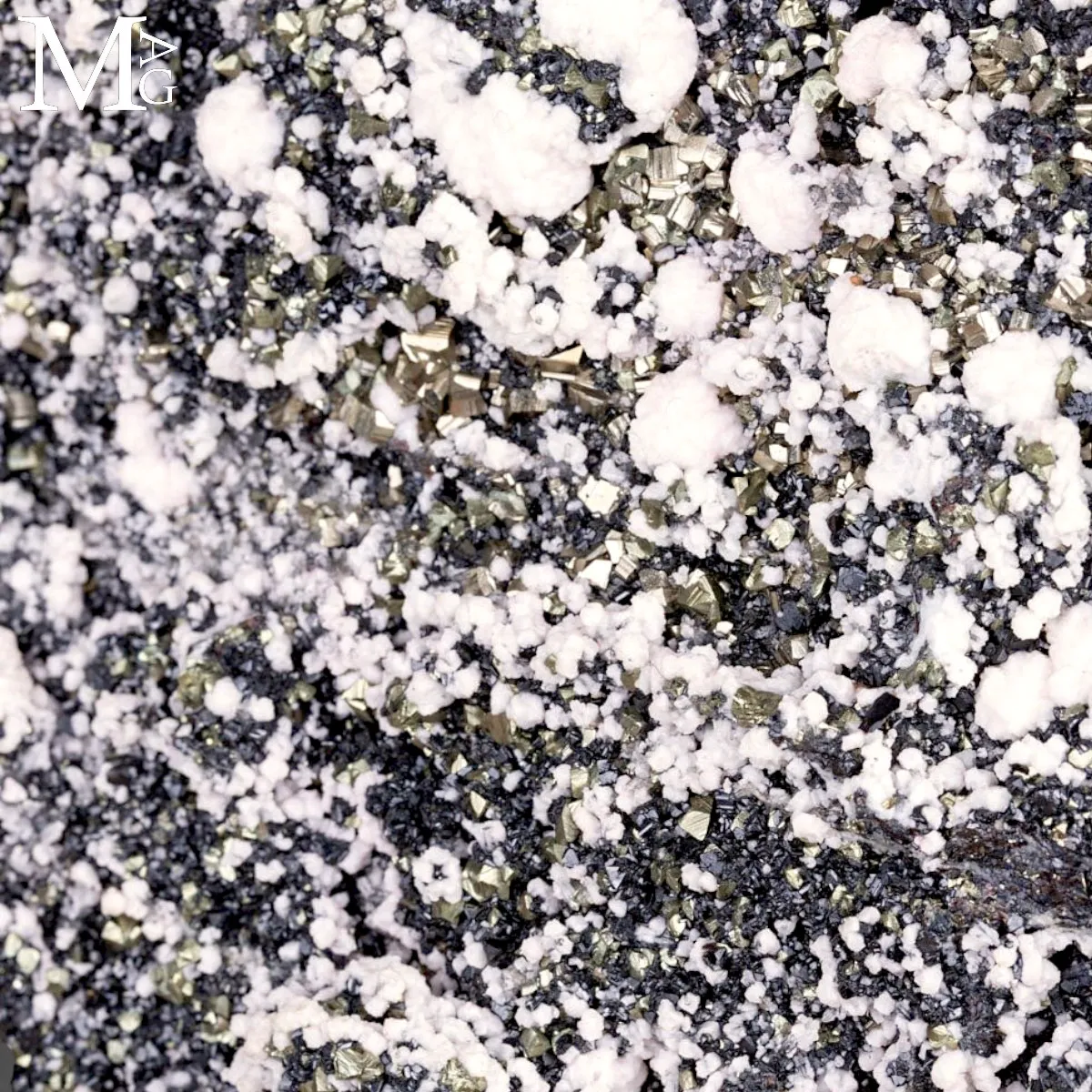 Grande Campione Mineralogico di Pirite, Galena e Calcite Rosa.