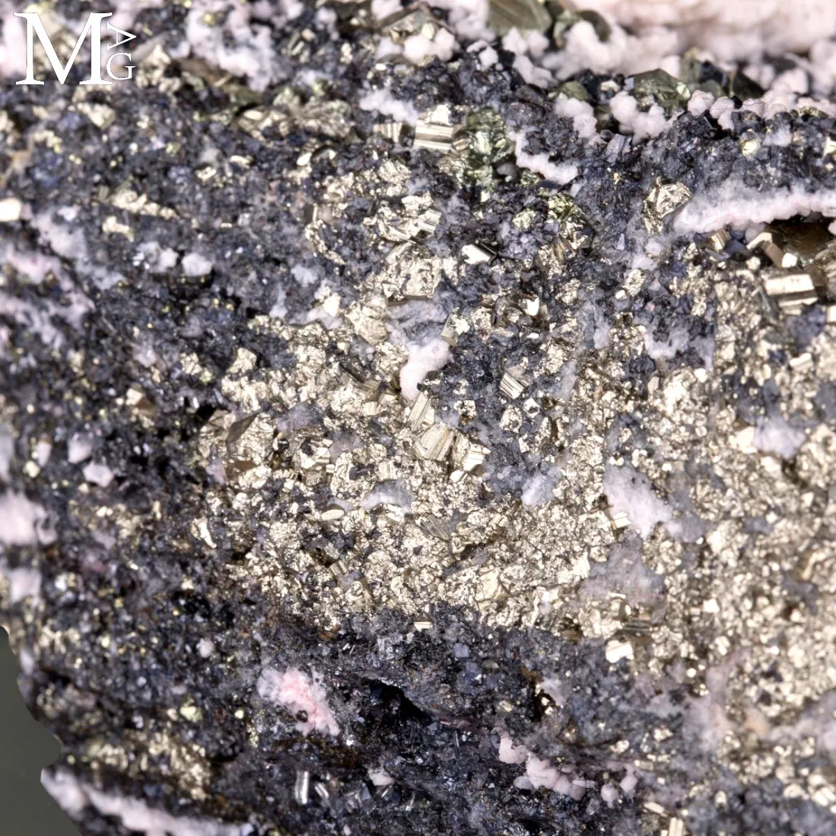 Grande Campione Mineralogico di Pirite, Galena e Calcite Rosa.