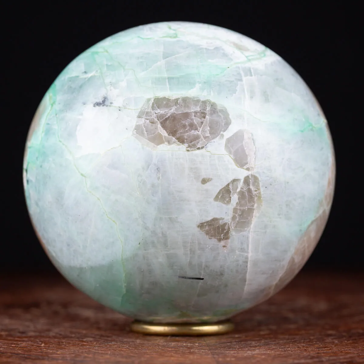 Sfera intagliata di Garnierite.