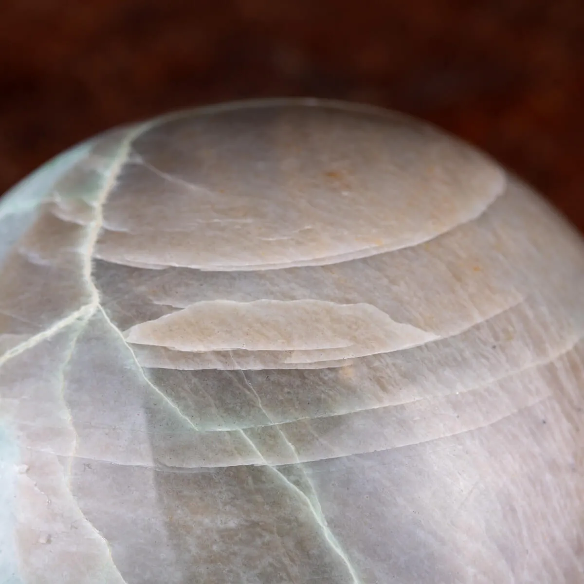 Sfera intagliata di Garnierite.