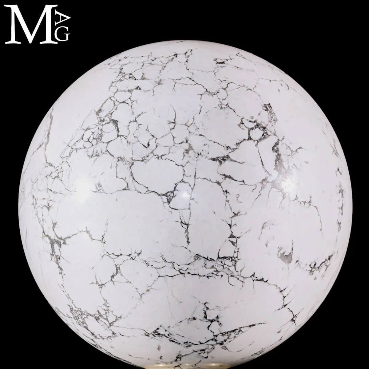 Grande Sfera in Howlite Naturale.