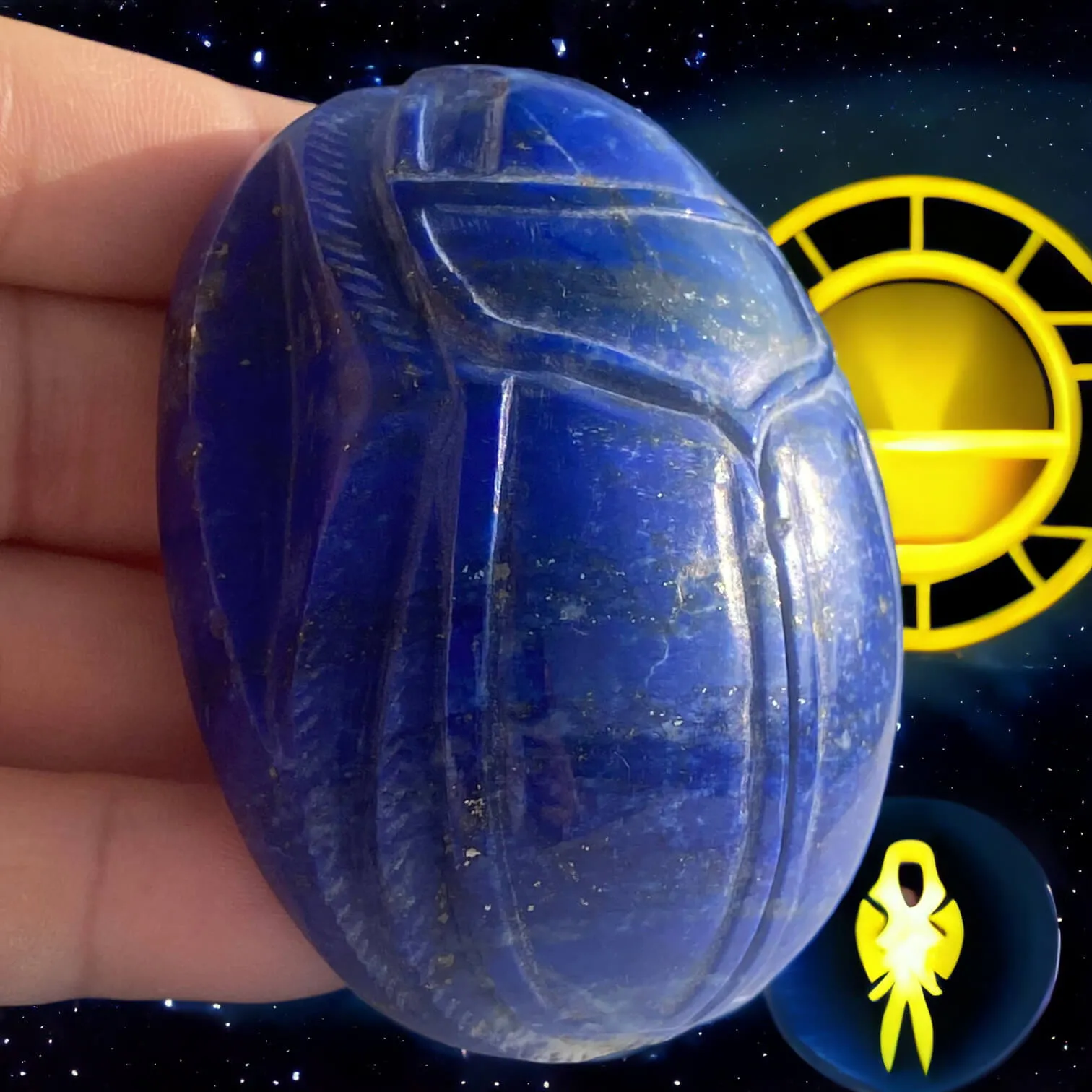 Lo Scarabeo: Simbolo di Rinascita nell'Antico Egitto