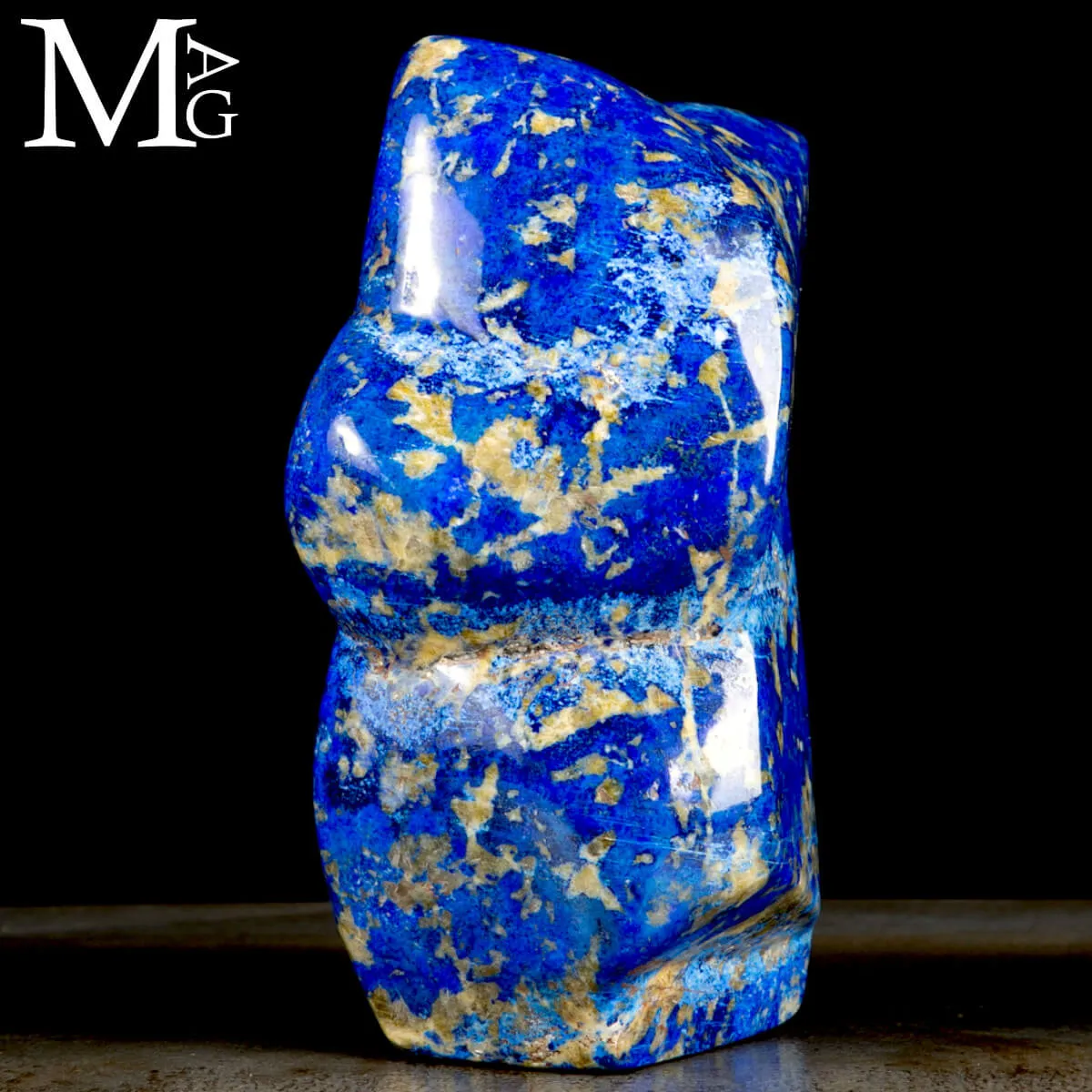Scultura Astratta in Lapis Lazuli di Prima Scelta