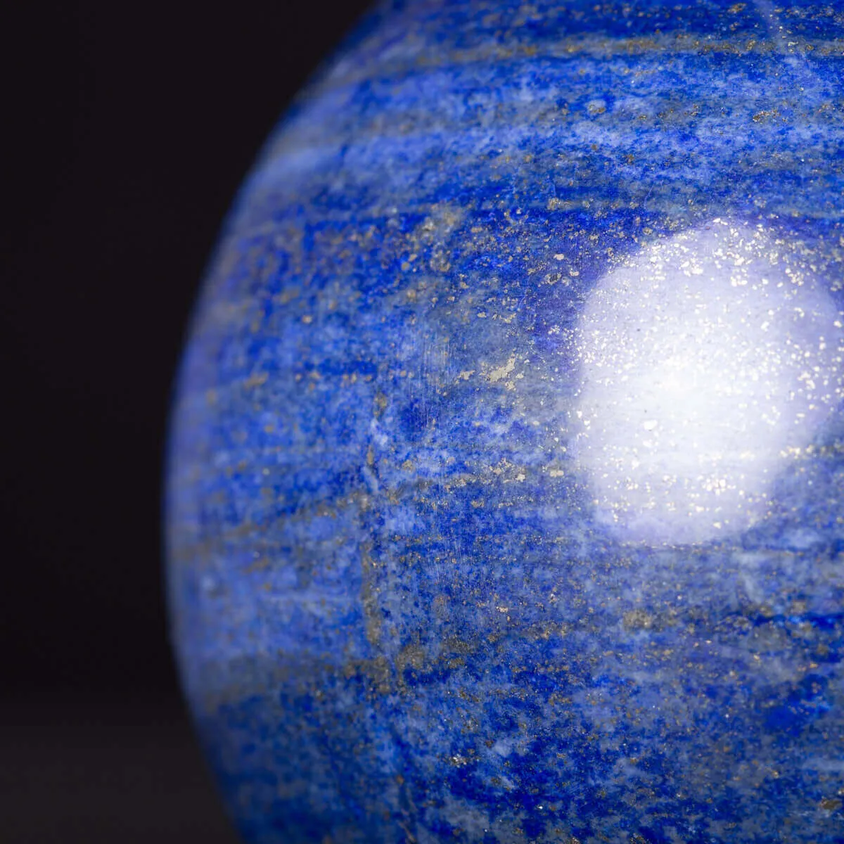 Lusso Astrale in Palmo di Mano.
