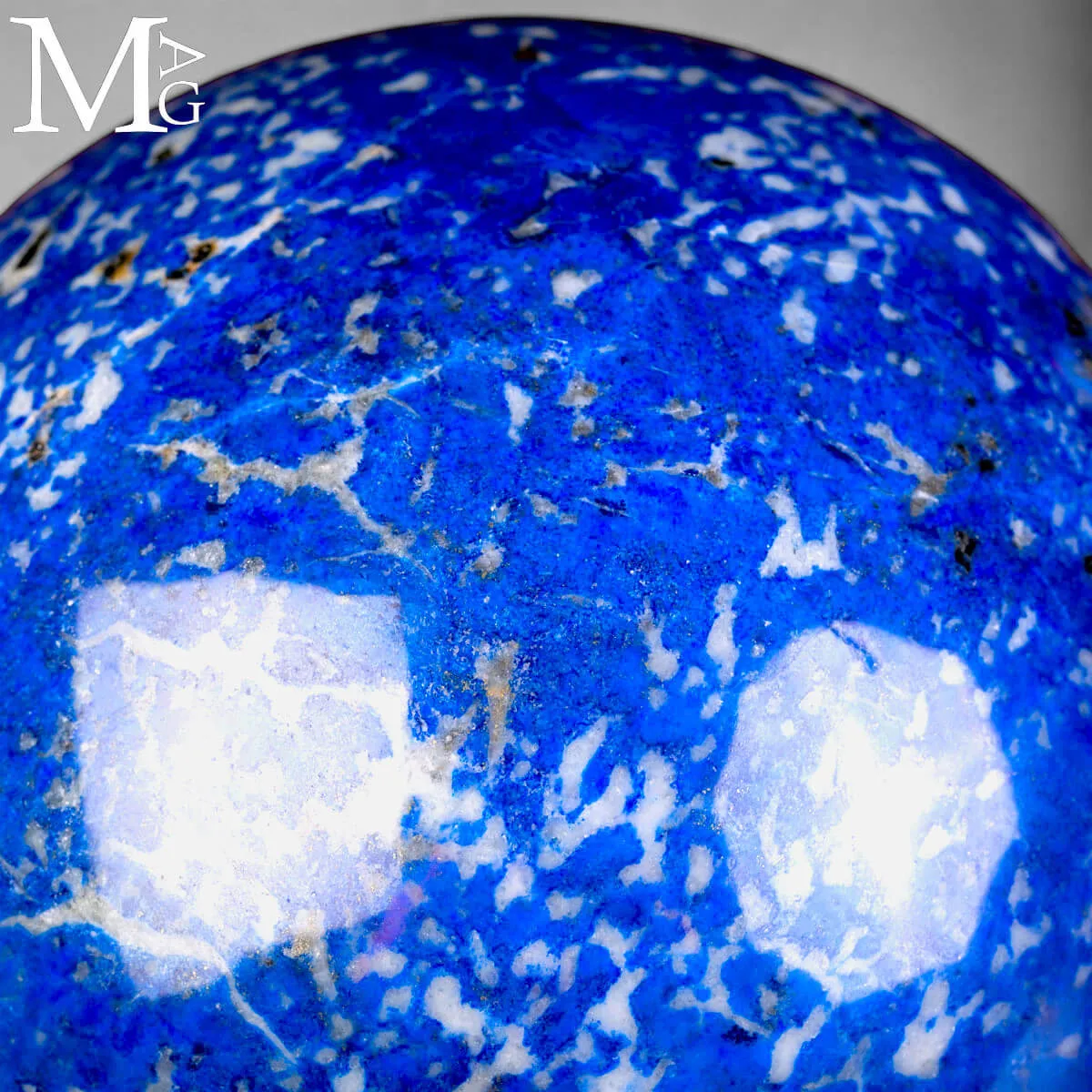 Esclusiva sfera in Lapislazzuli.
