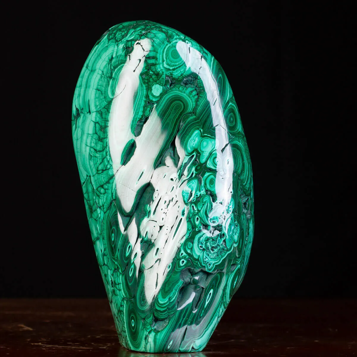 Malachite: Verde Fascino Ipnotico.