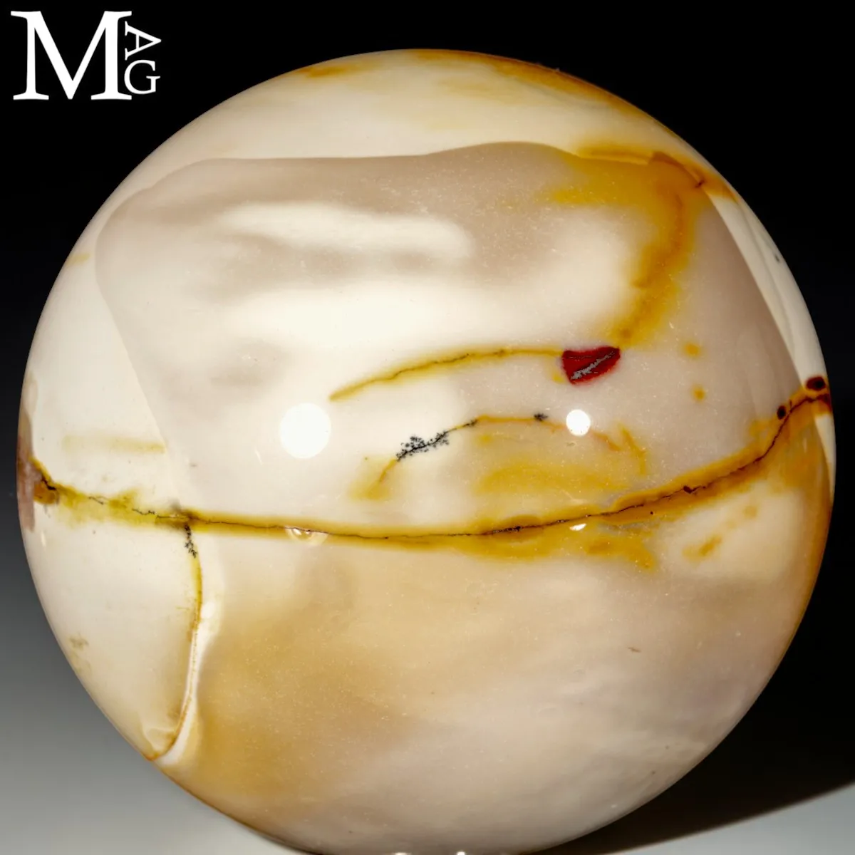 Sfera in Mookaite Giallo Crema – Australia