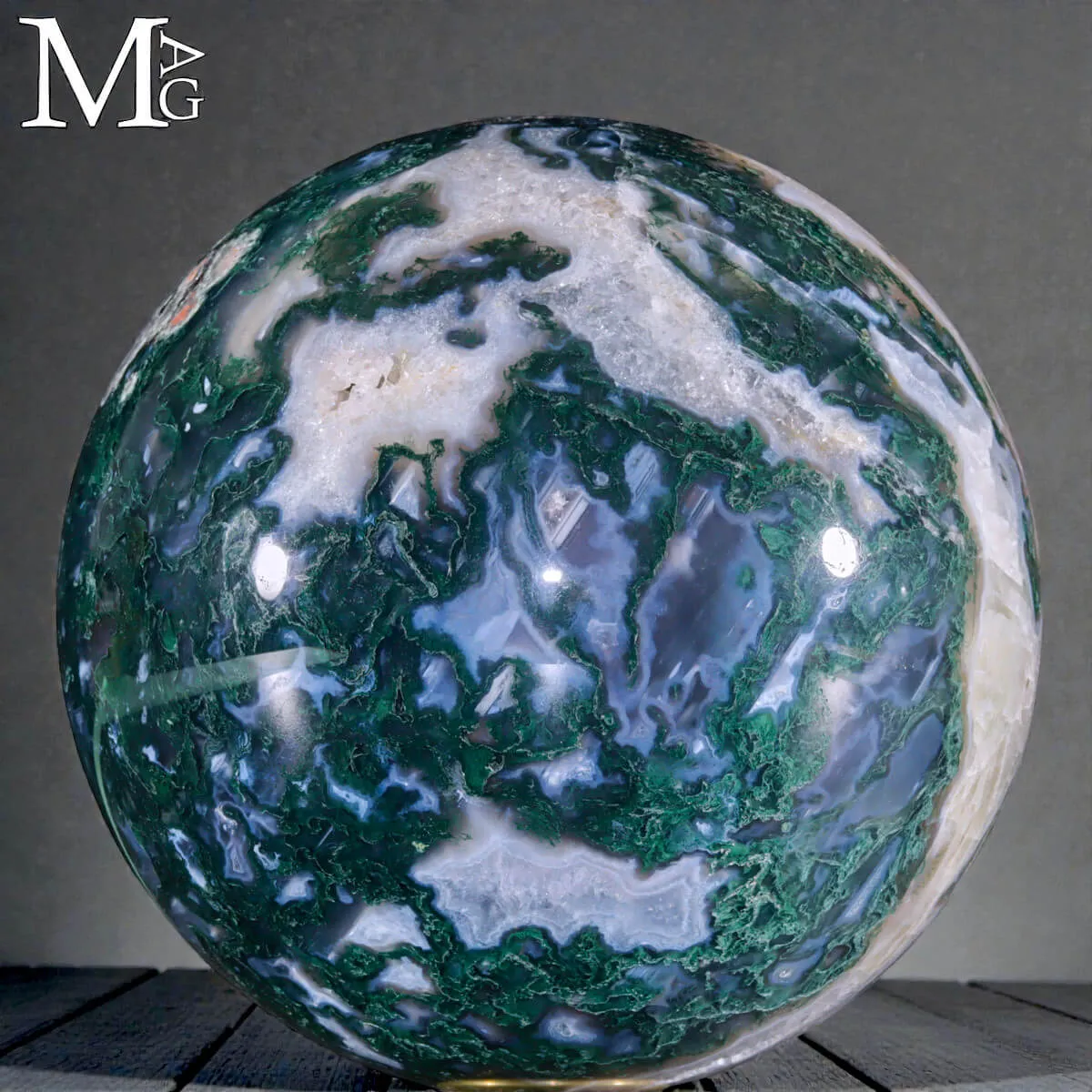 Grande Sfera in Agata Muschiata – Paesaggio Minerale.