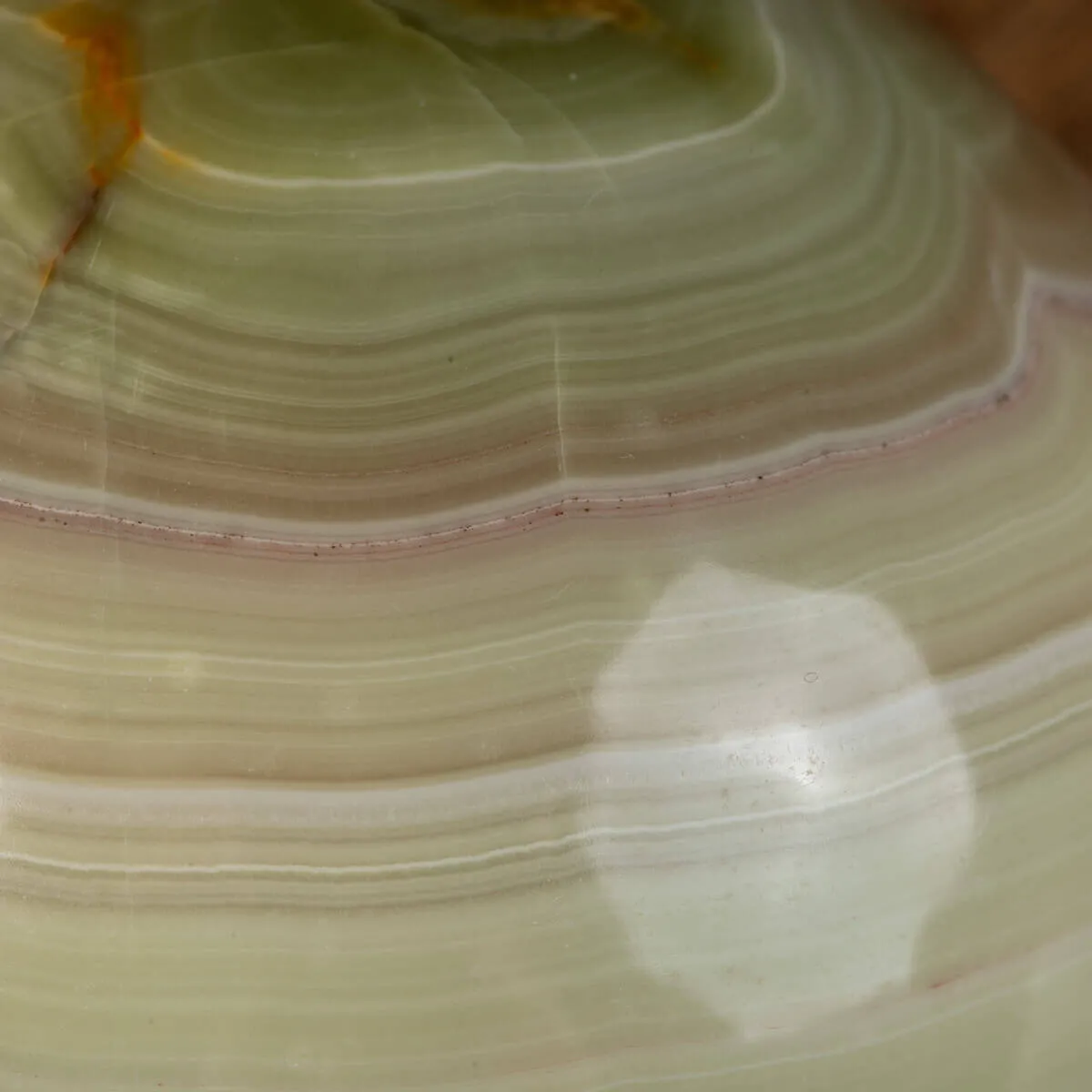 Sfera  di  onice verde.