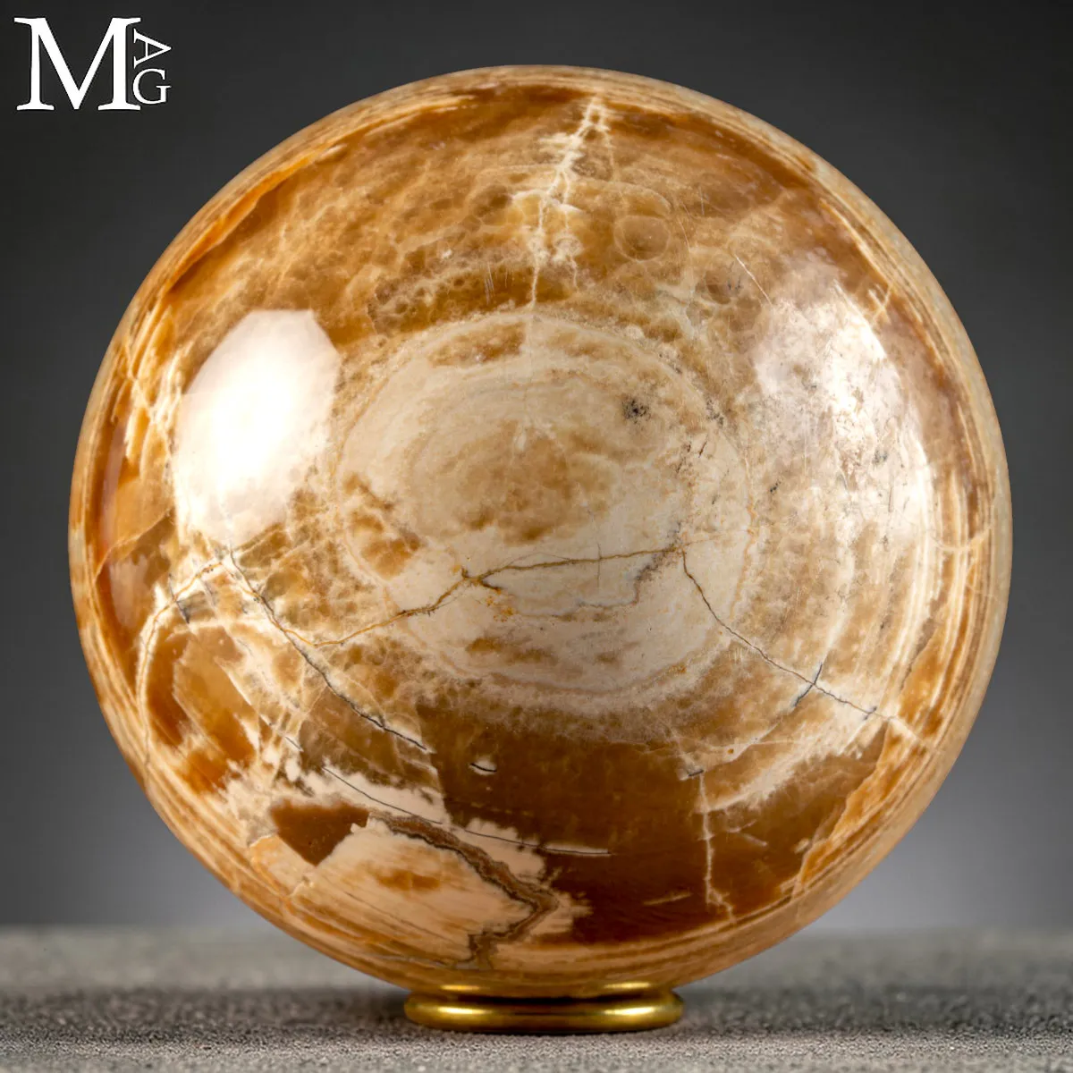 Sfera in Onice Messicano Naturale con Bande Calcaree Lucidate