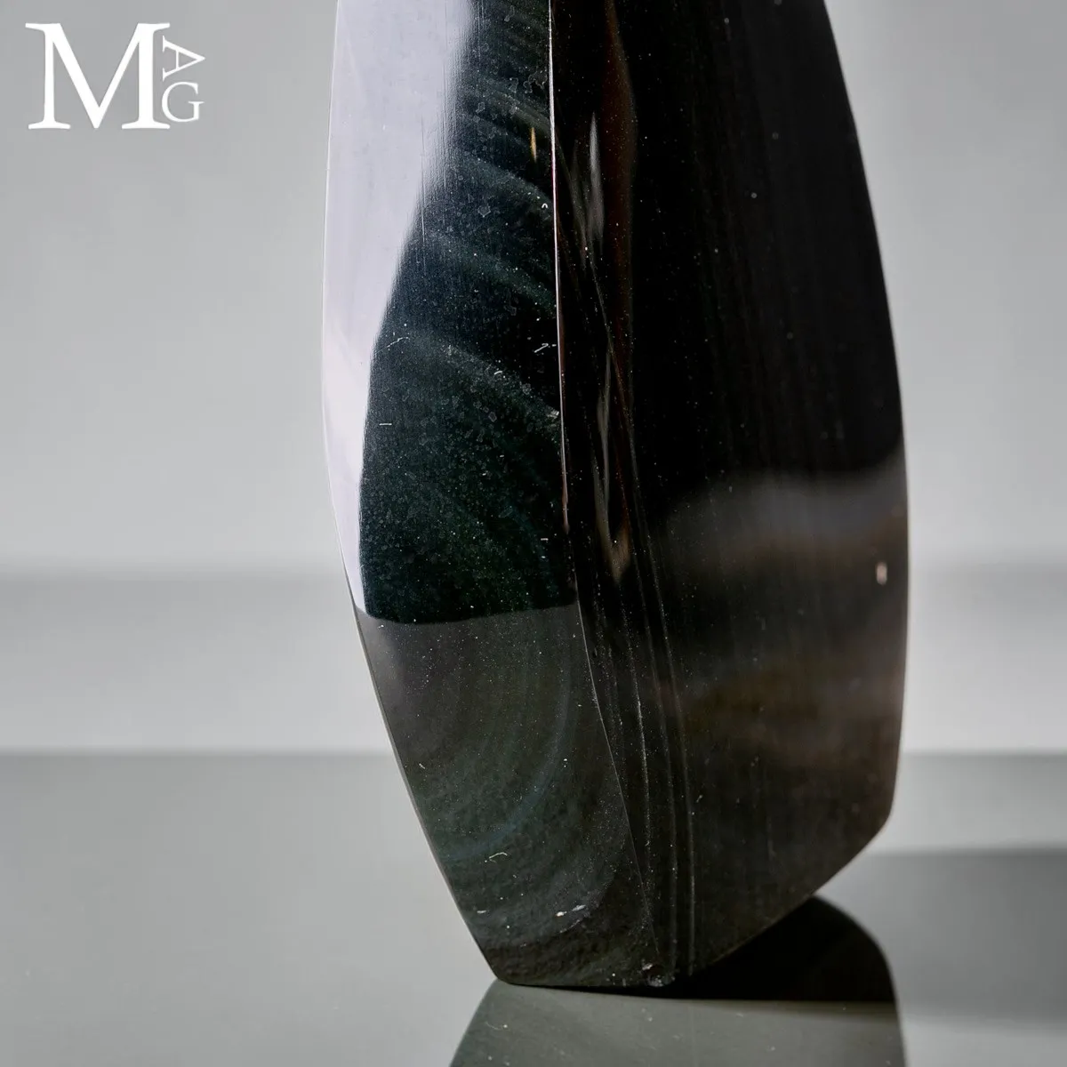 Fiamma in Ossidiana del Messico – Scultura Ornamentale