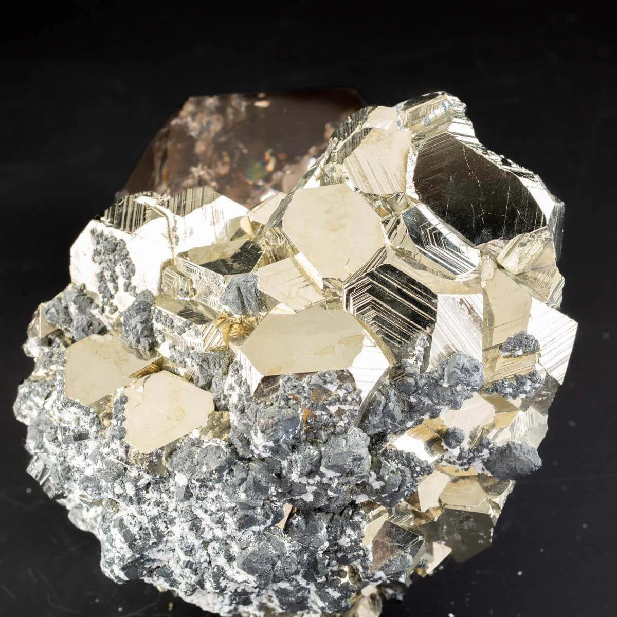 Cristalli di Pirite con Sfalerite
