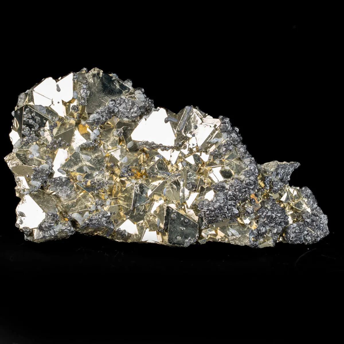 Cristalli di Pirite con Sfalerite