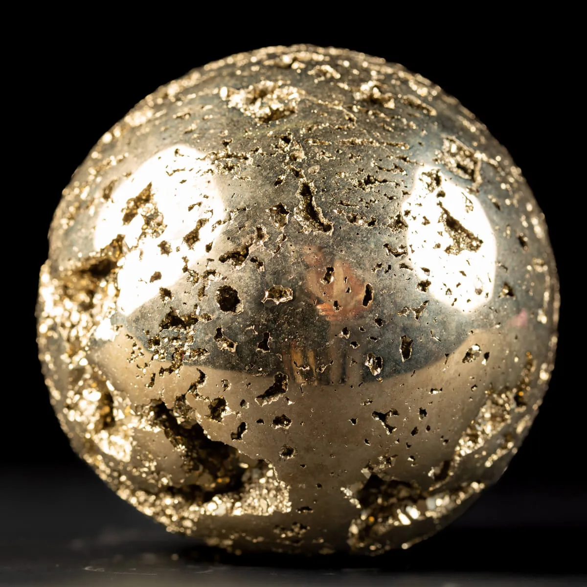 Sfera in Pirite