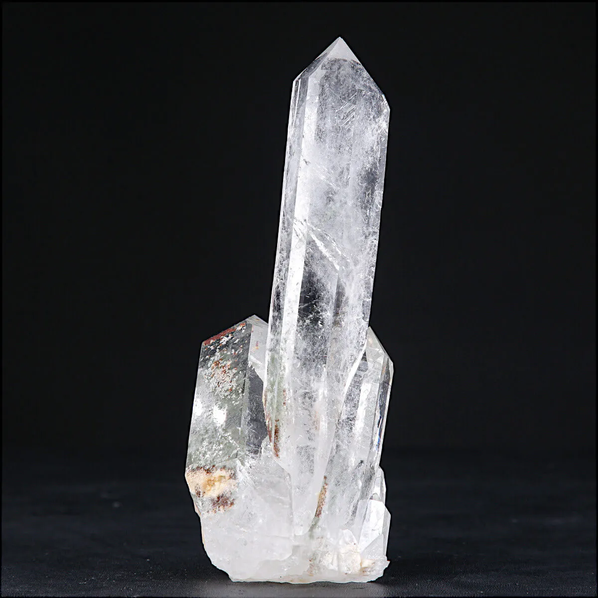 Cristallo di Quarzo Himalayano con  Clorite e Ossidi Naturali