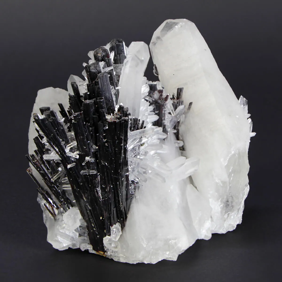 Quarzo con Hubnerite