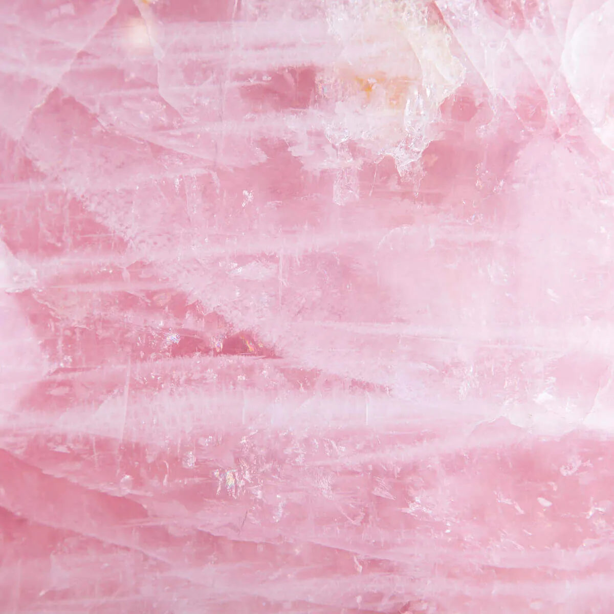Grande Sfera di Quarzo Rosa: Eleganza e Armonia nell'Interior Design