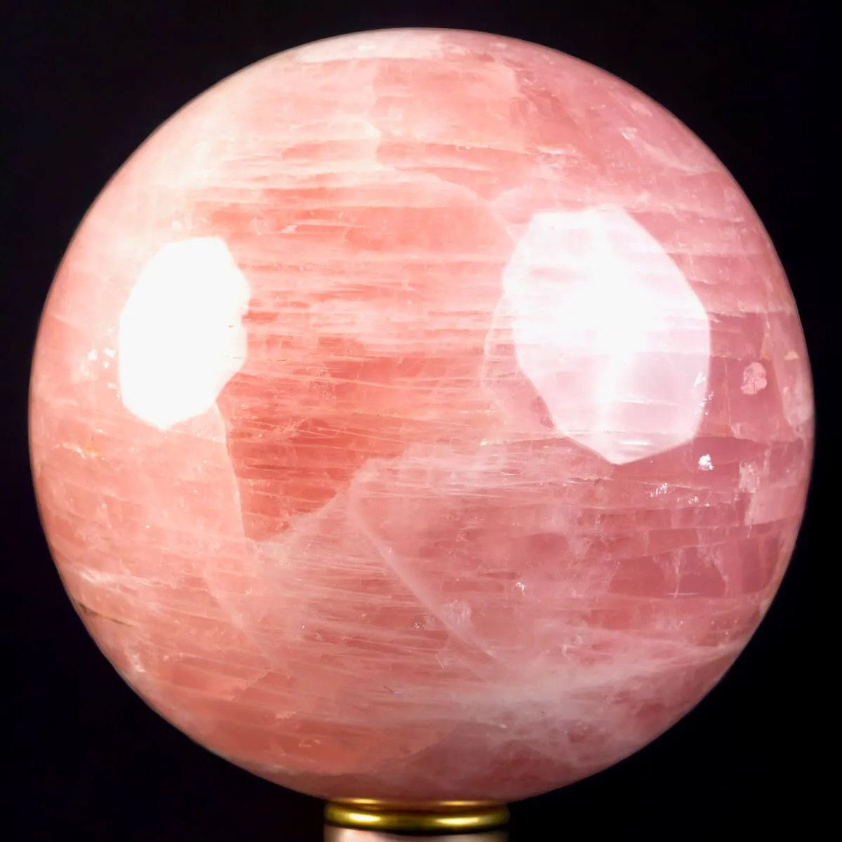 Elegante Sfera in Quarzo Rosa.