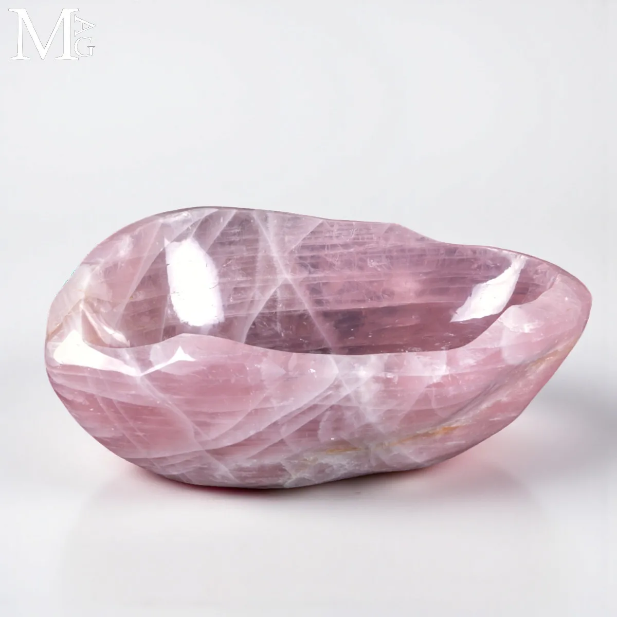 Vasca Scultorea in Quarzo Rosa Monolitico
