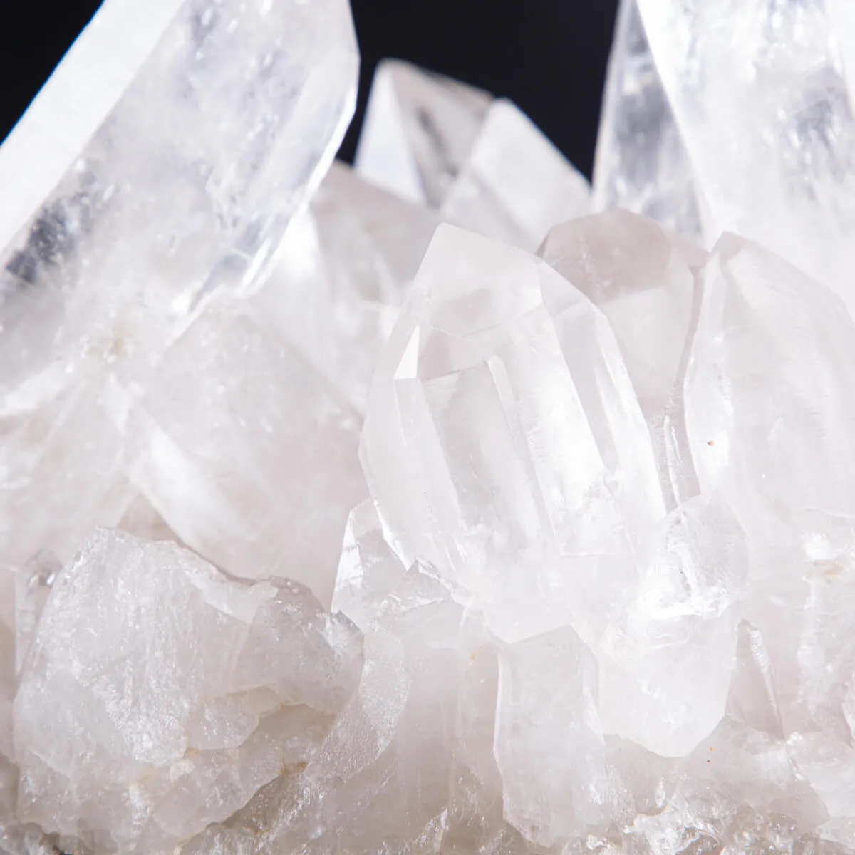 Il Mistero Antico dei Cristalli di Quarzo: Un Tesoro Naturale da Collezione.