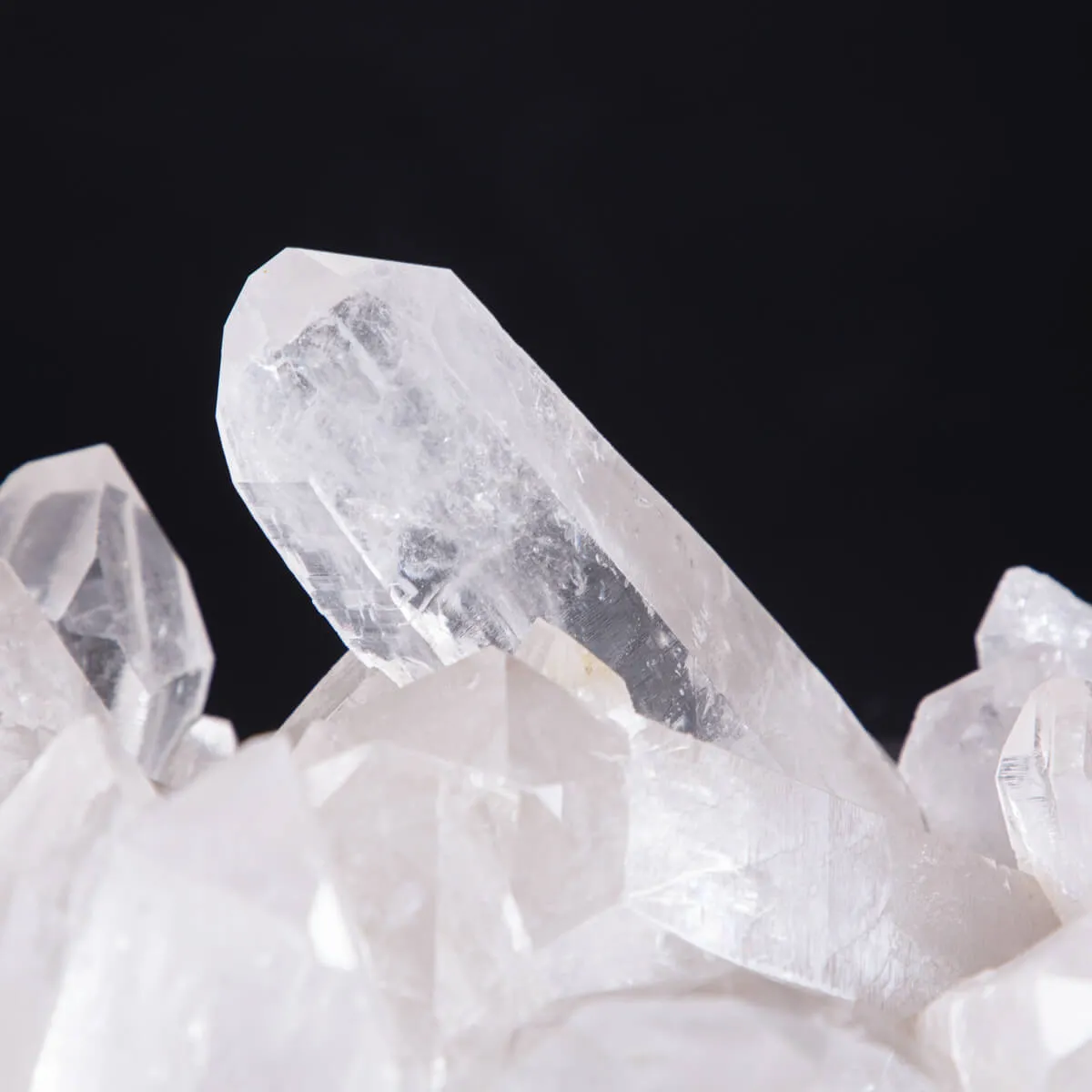 Il Mistero Antico dei Cristalli di Quarzo: Un Tesoro Naturale da Collezione.
