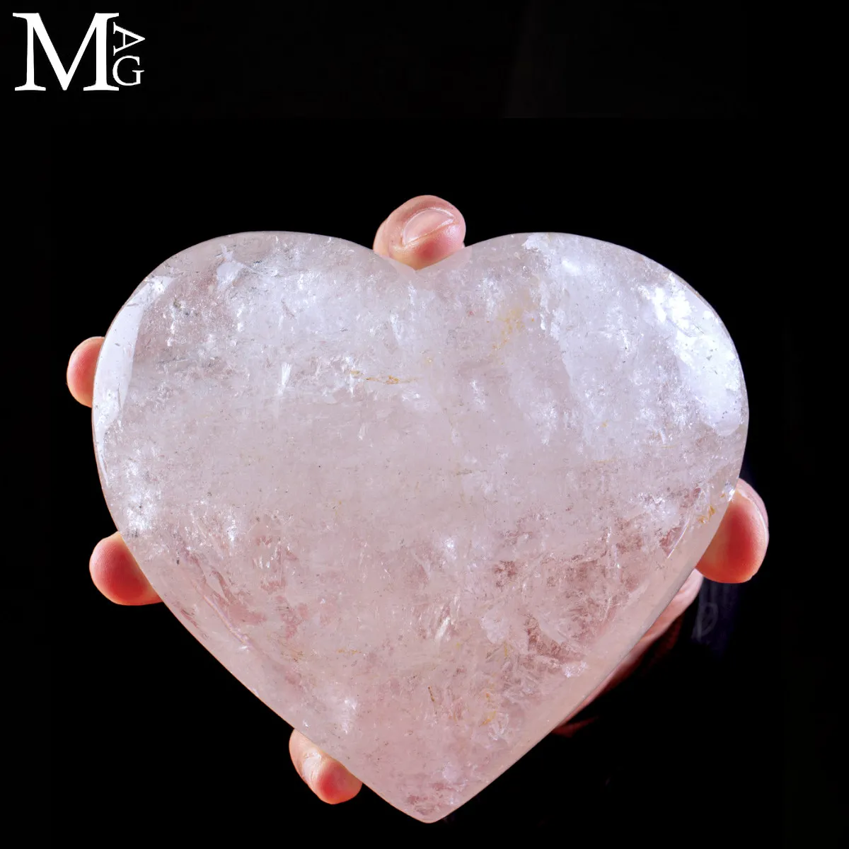 Cuore in Cristallo di Rocca Naturale – Quarzo Trasparente Intagliato.