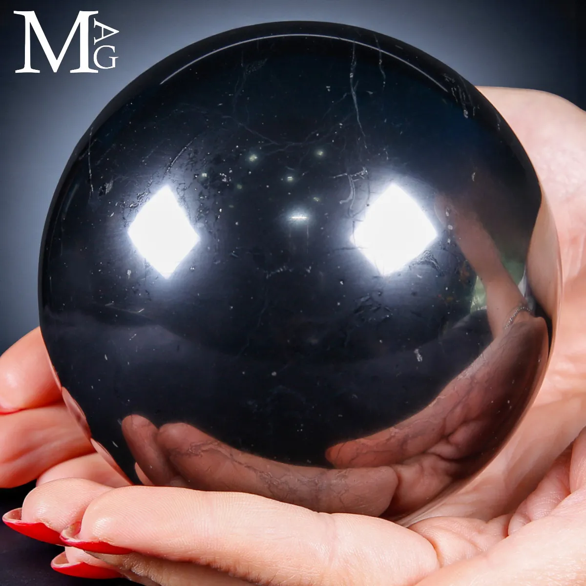 Sfera di Shungite Naturale – Energia primordiale del carbonio antico.