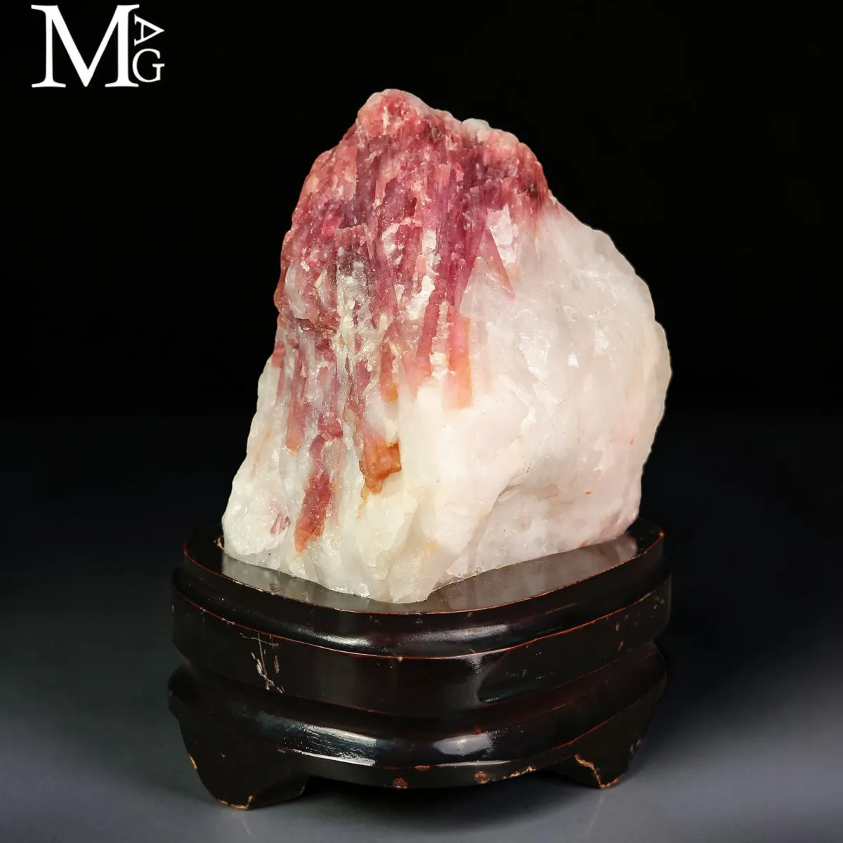 Tormalina Rosa – Cristalli di Rubellite in Matrice di Quarzo