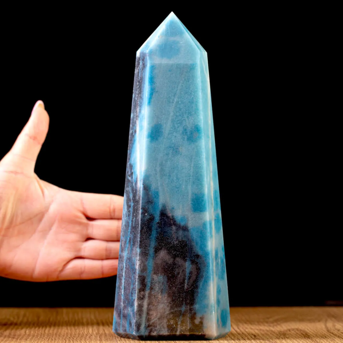Obelisco in Trolleite Blu – Brasile