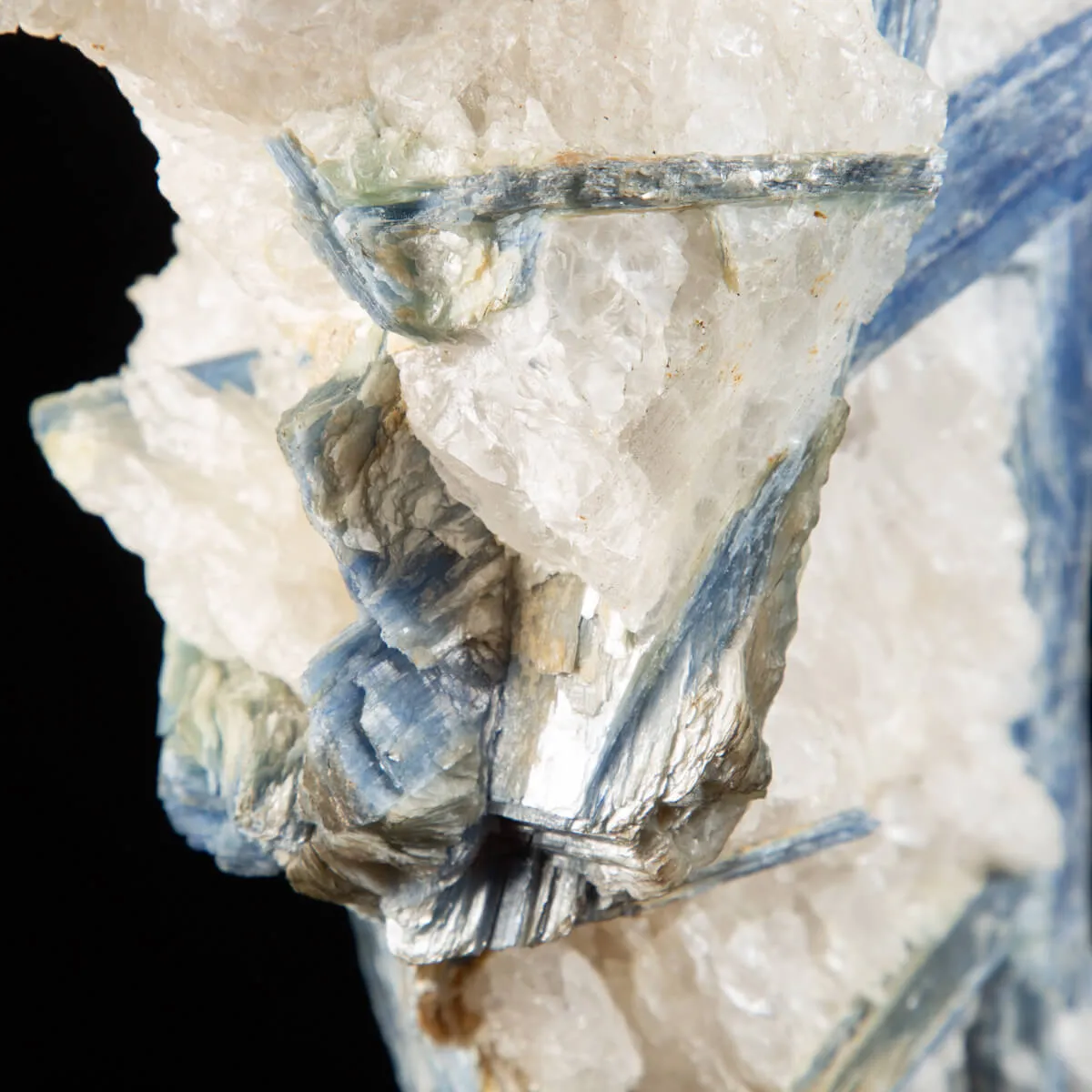 Cianite