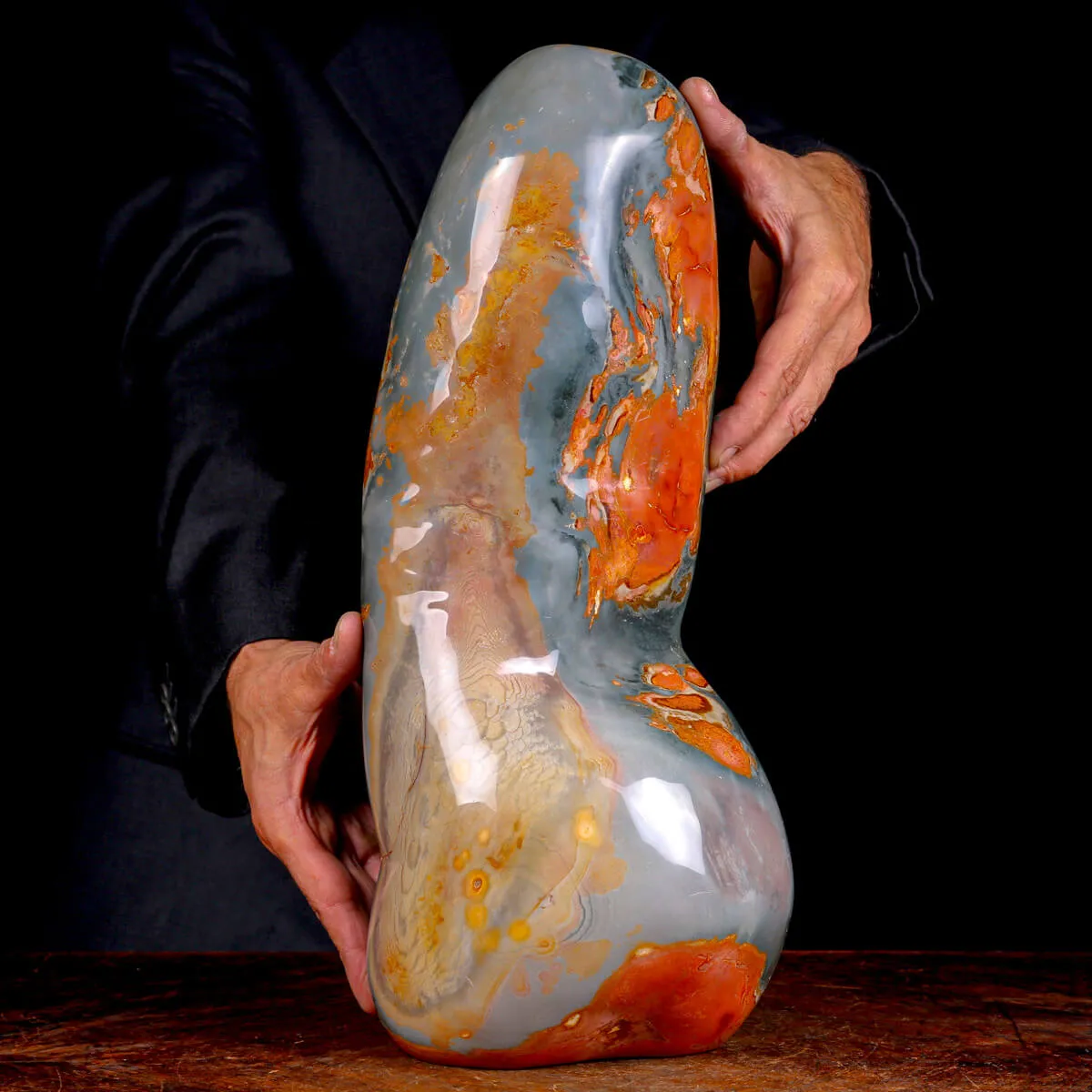 Diaspro Policromo Levigato – Scultura Naturale.
