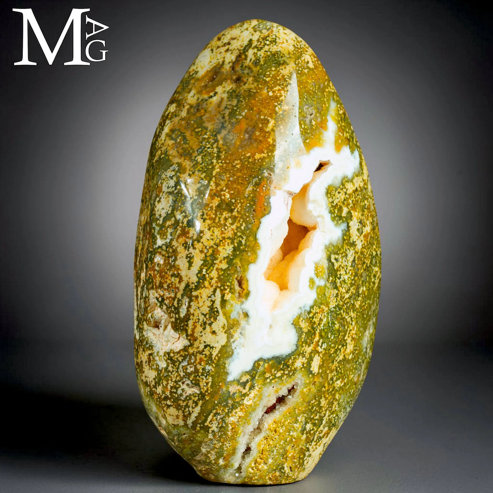 Diaspro Oceanico con geode – Madagascar