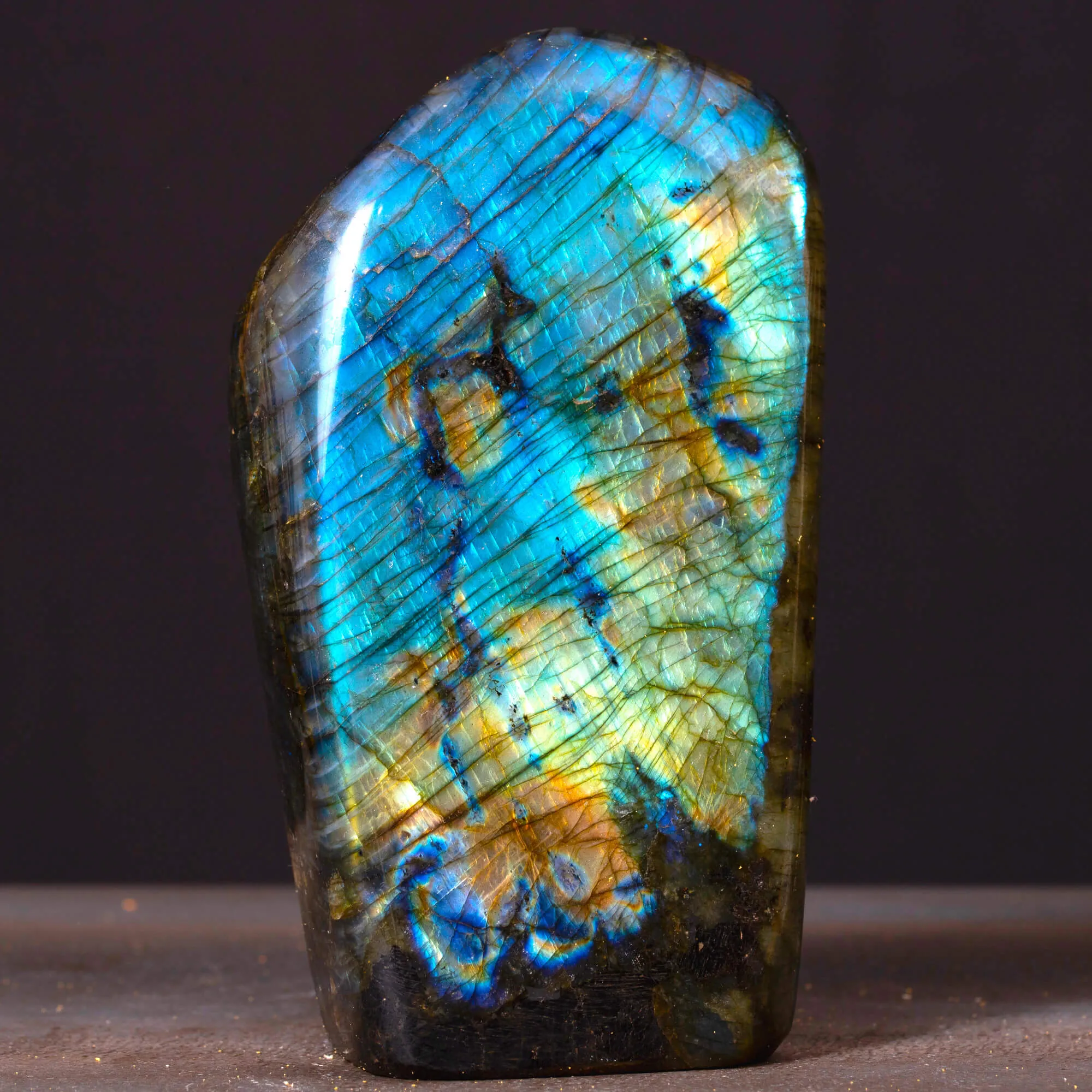 Labradorite del Madagascar.