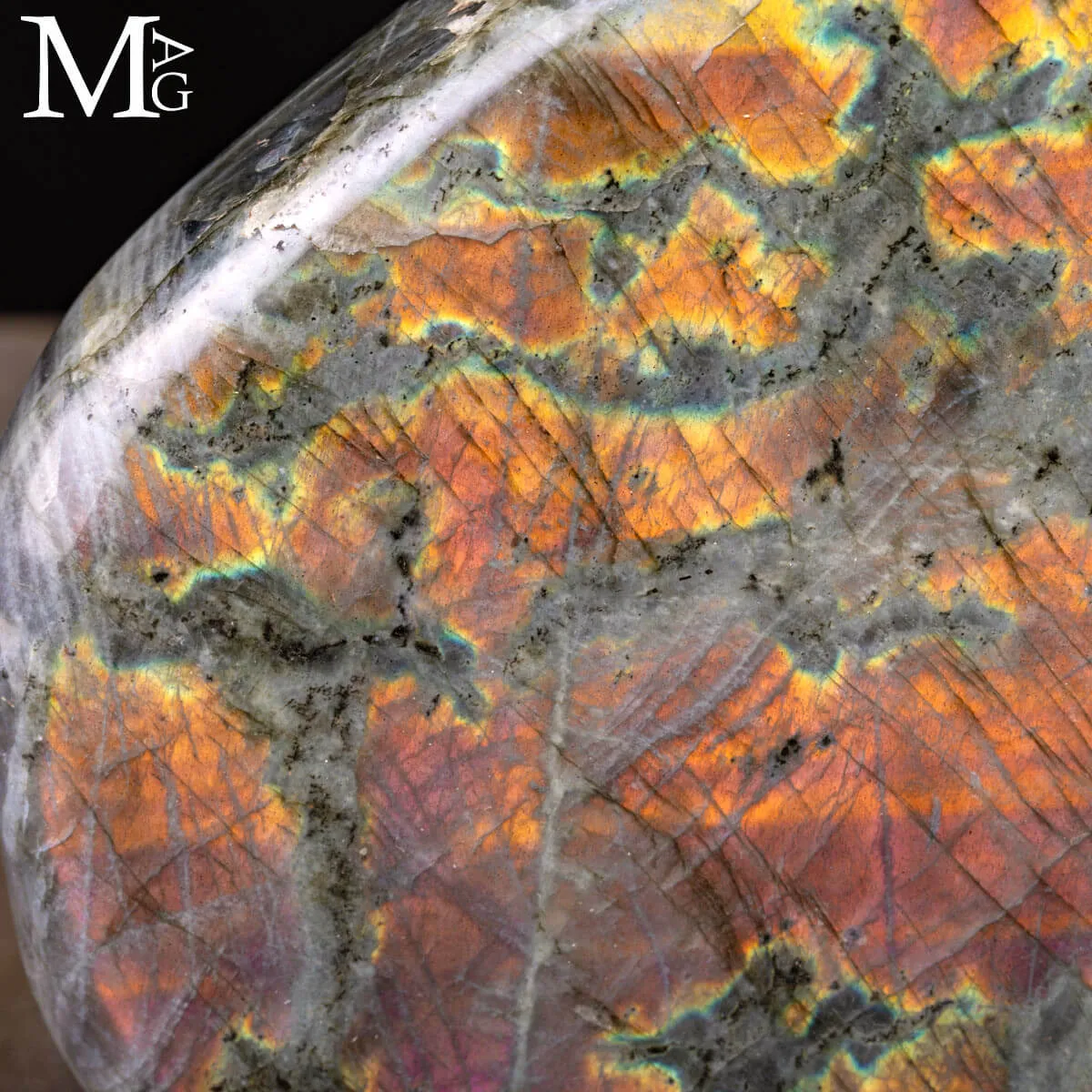 Labradorite Red Orange Flash.