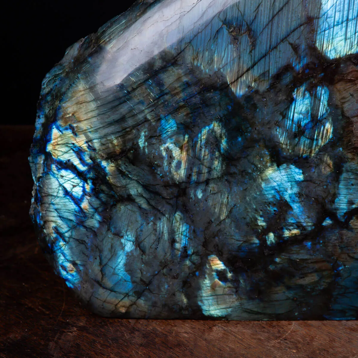 Pietra di Labradorite Unica per Design d'Interni.