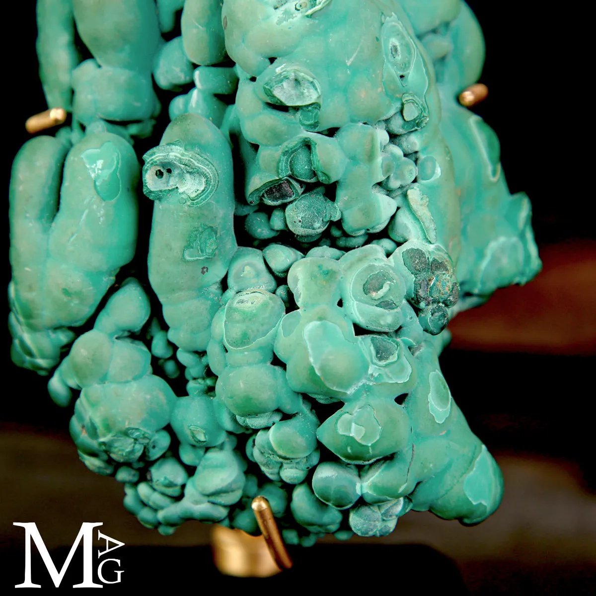 Malachite Stalattitica e Botrioidale del Congo su Base