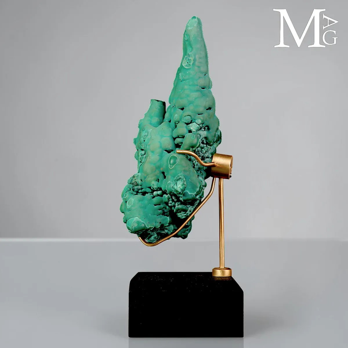 Malachite Stalattitica e Botrioidale del Congo su Base