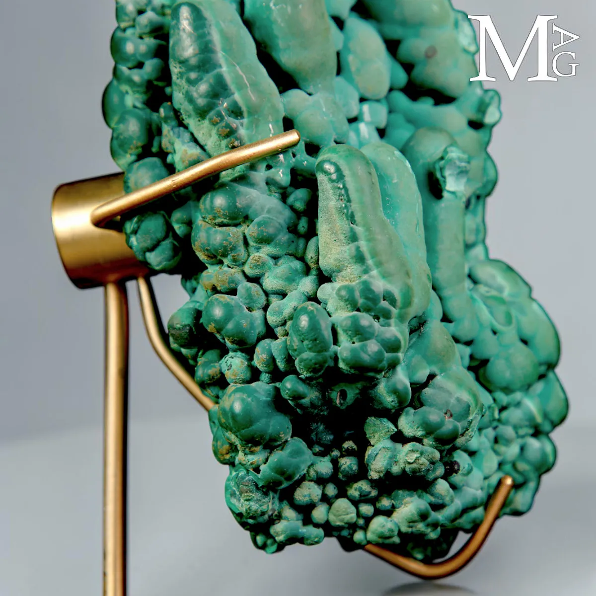 Malachite Stalattitica e Botrioidale del Congo su Base