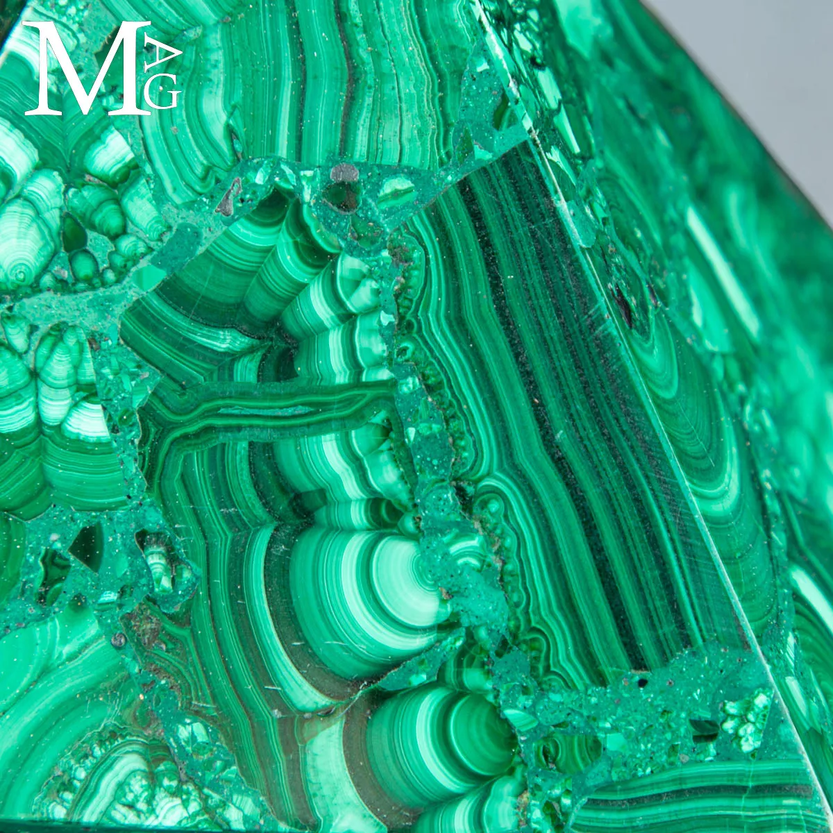 Piramide in Malachite - Lavorazione a Mosaico