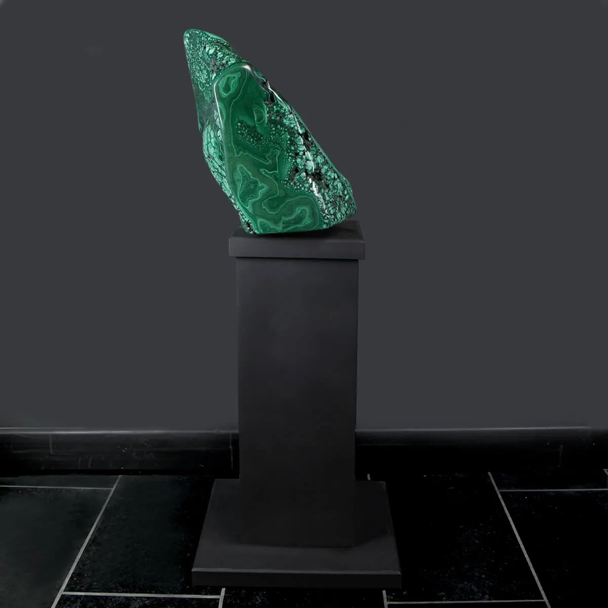 Grande Malachite su Piedistallo