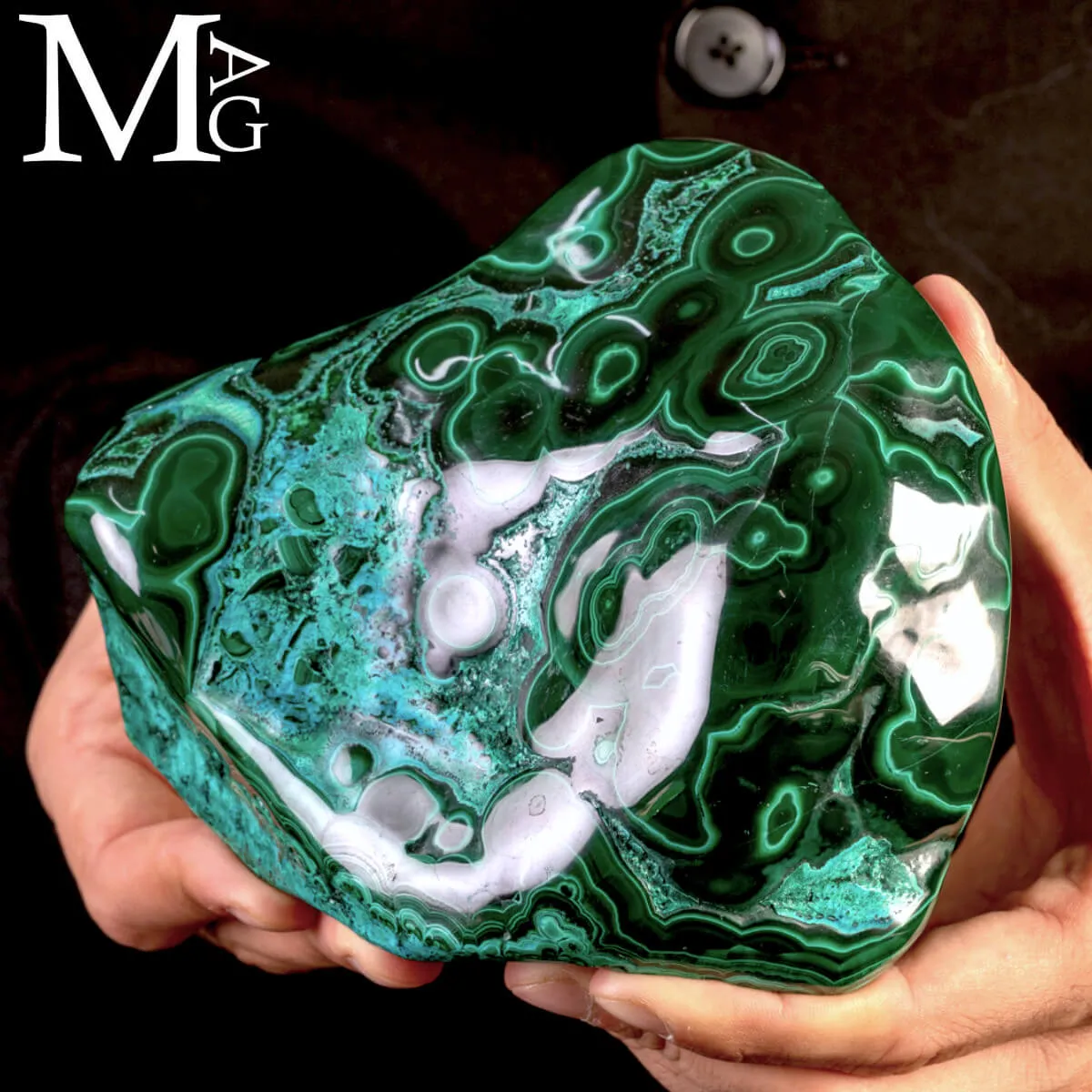 Malachite – Forma libera lucidata.